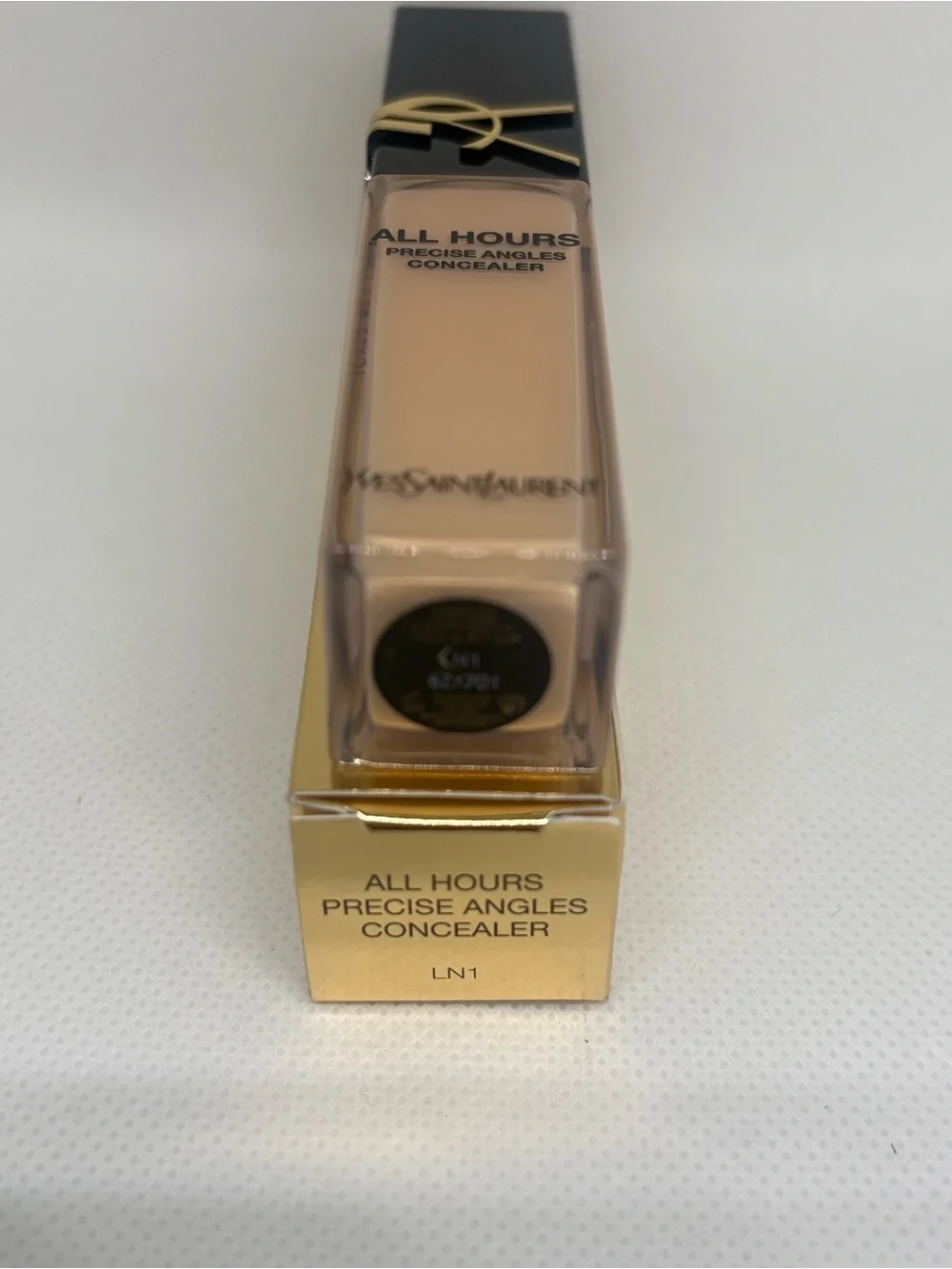 Yves Saint Laurent All Hours Precise Angles Concealer -# LN1 light Neutral